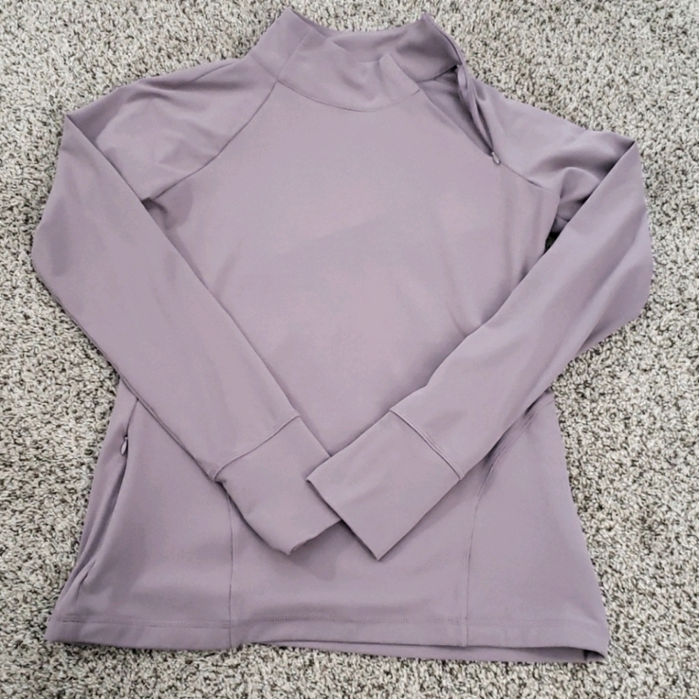 Women's small active wear pullover